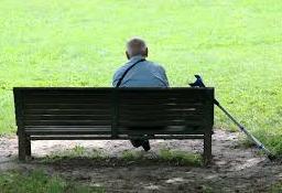 La soledad, un problema de salud pública en las personas mayores