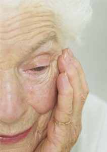 El 38,3 % de las mujeres mayores de 65 años que viven solas no tuvieron ...