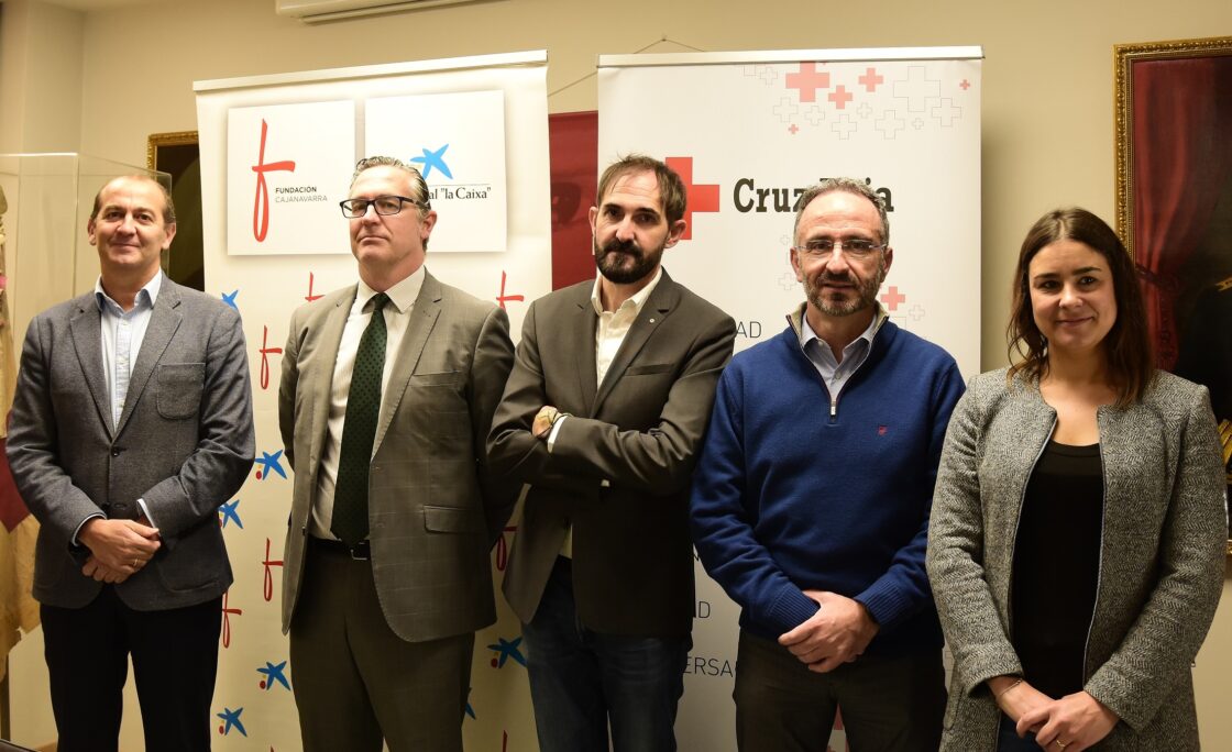 Cruz Roja presenta el proyecto de investigación sobre la  ‘Percepción de la soledad de las personas mayores en Navarra’