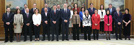 Pedro Sánchez presenta el primer gobierno de coalición