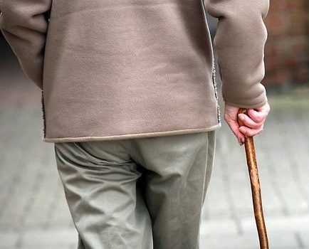 UNATE y Fundación PEM creen urgente un plan de atención personalizado a personas mayores vulnerables en Santander
