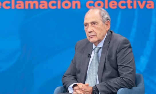 Carlos San Juan: “La  Aministración pública debe proteger a todos los mayores.Hay un grupo que tiene que permanecer en una ‘burbuja analógica”