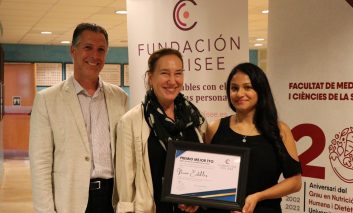 La Fundación Colisée premia un trabajo que favorecer la actividad física de las mujeres con cáncer de mama a través de una aplicación