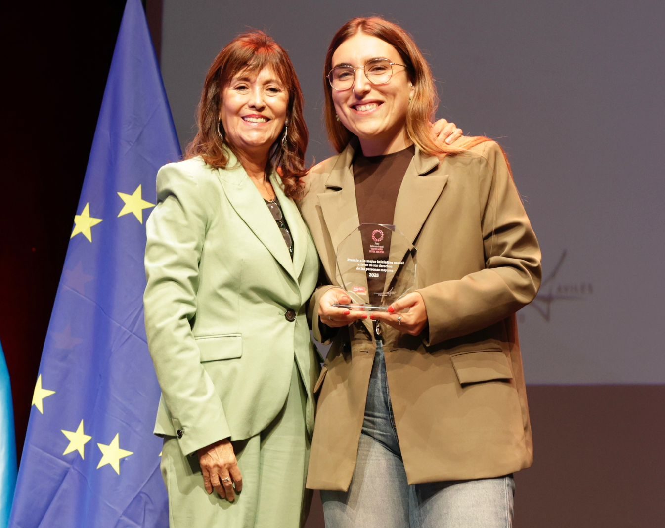 Fundación Colisée, galardonada por HelpAgeInternational España por su apoyo a las personas mayores afectadas por la DANA